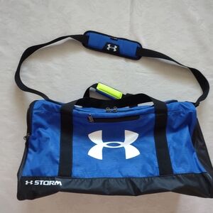 Under Armour Storm duffle bag
